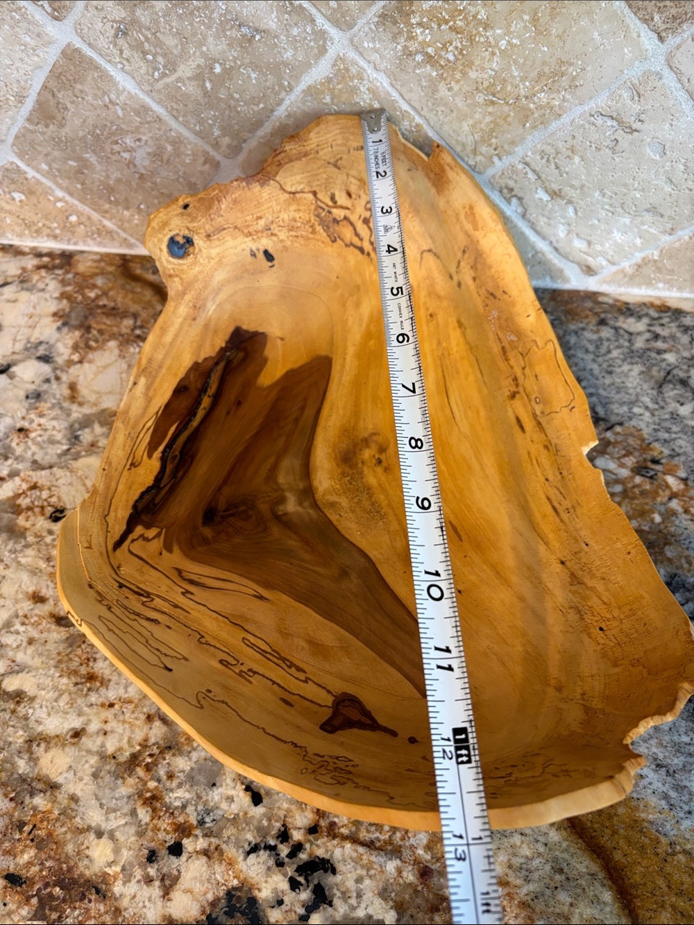 Sweet Gum Wood Serving Bowl with Rough Edges- Signed D. Callahan - Picture 14 of 16